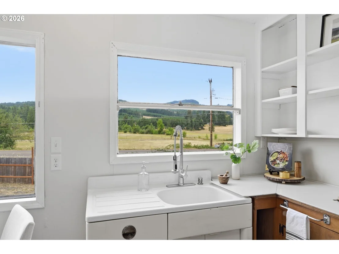 Photo of 37340 CAMP CREEK RD