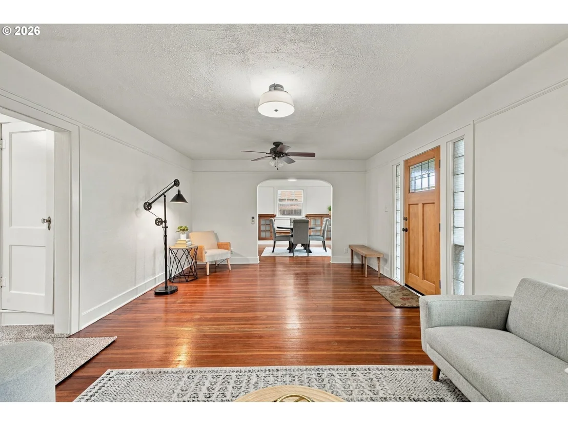 Photo of 352 W M ST