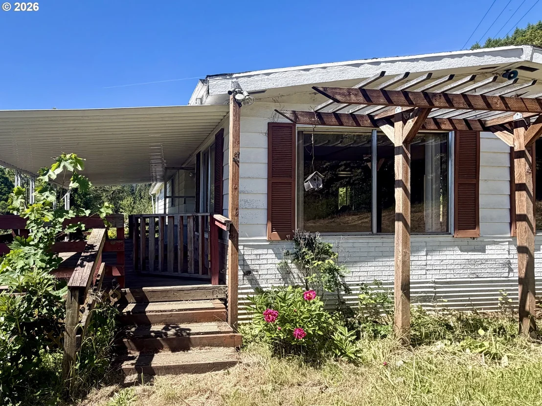 Photo of 76582 DAVIS RD
