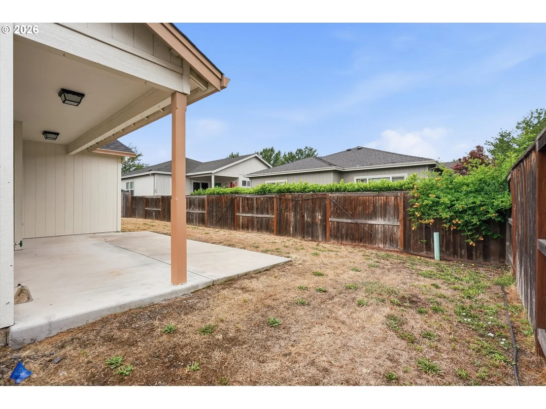 Photo of 7410 DESERT VIEW DR