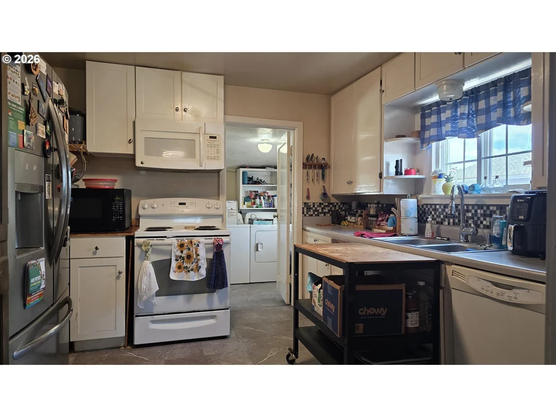 Photo of 3801 DOVE LN