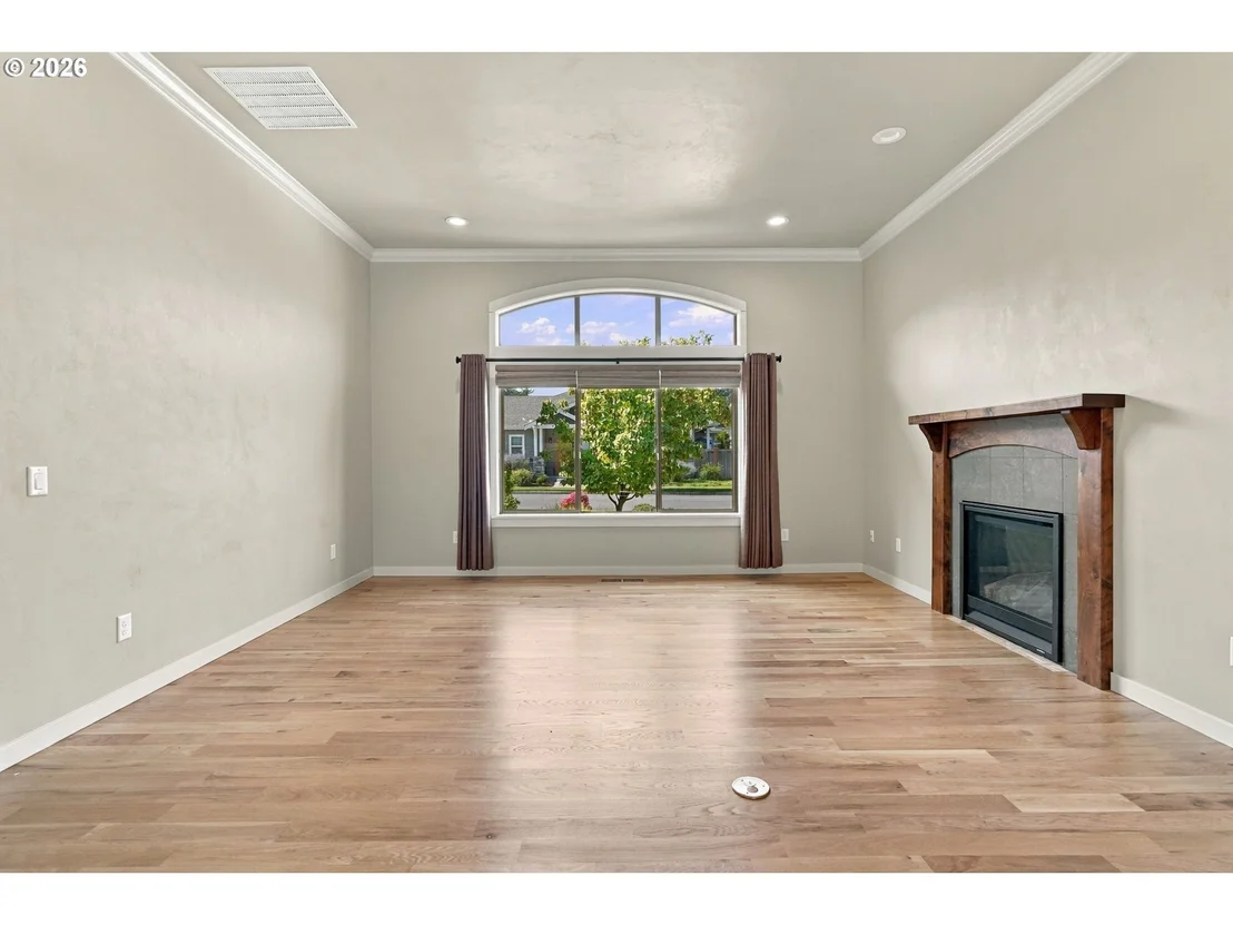 Photo of 988 HAMILTON ST