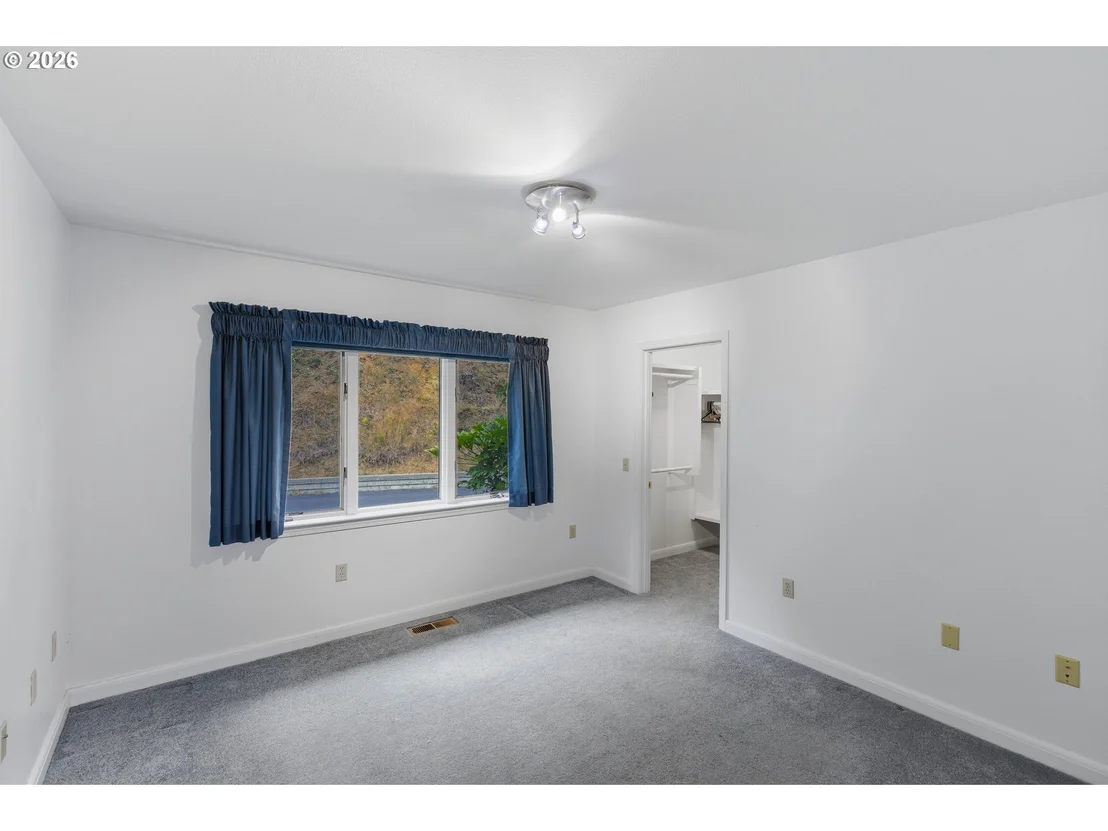 Photo of 61370 OLD WAGON RD