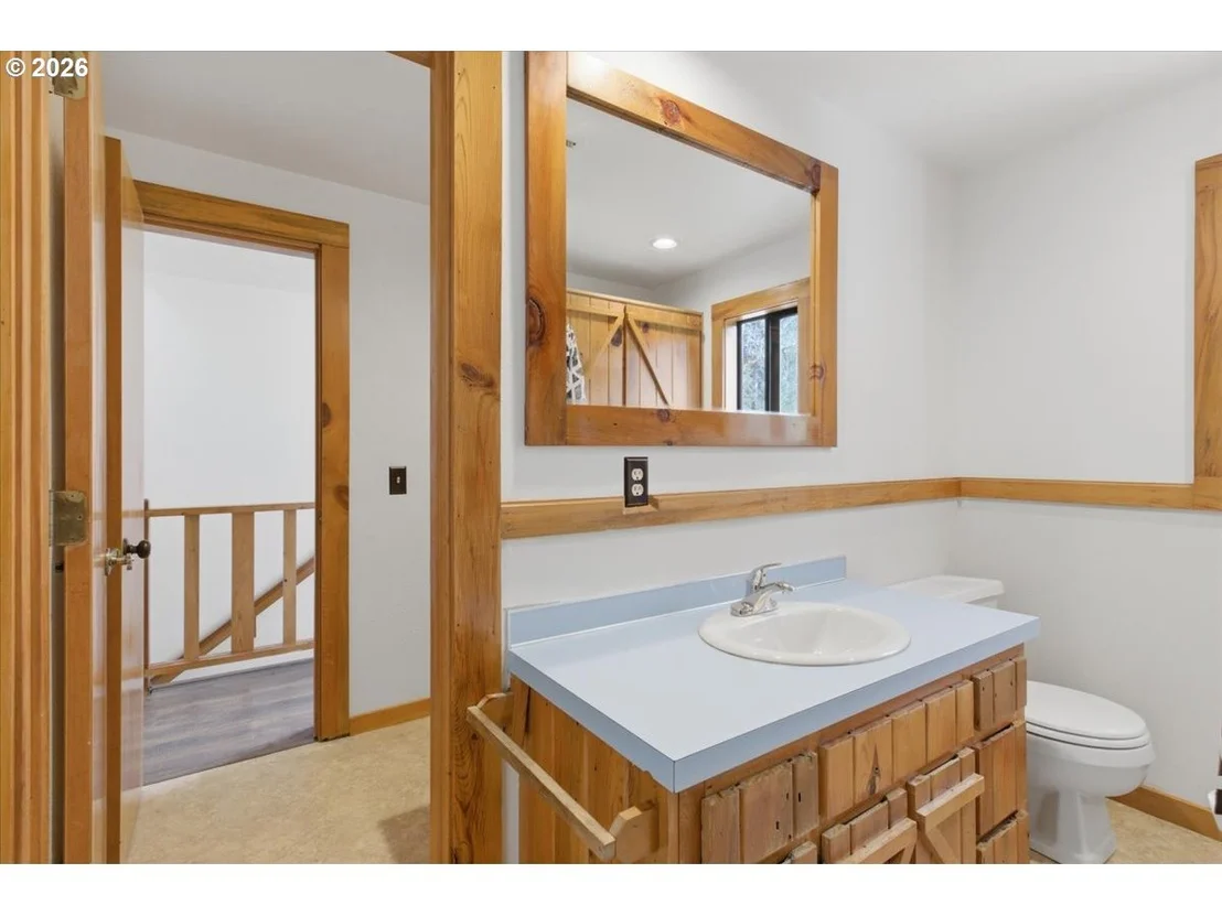 Photo of 40875 PEOPLES DR
