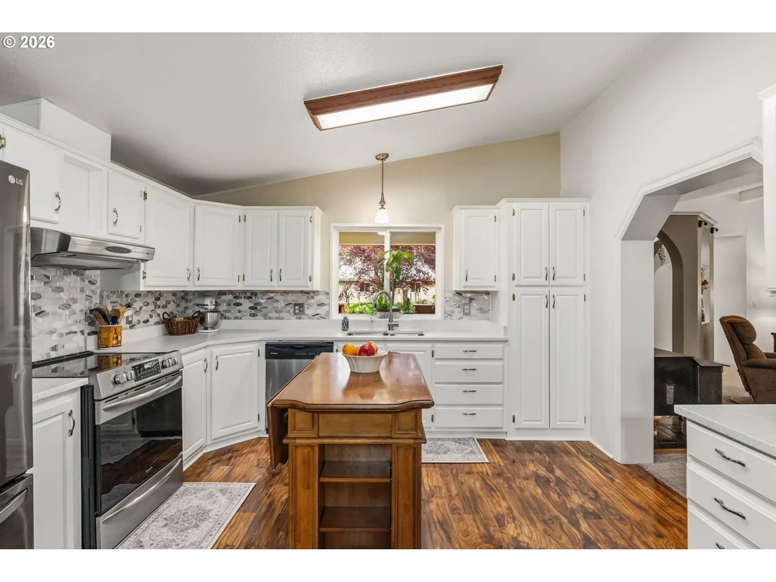 Photo of 49400 EAGLE ROCK PL