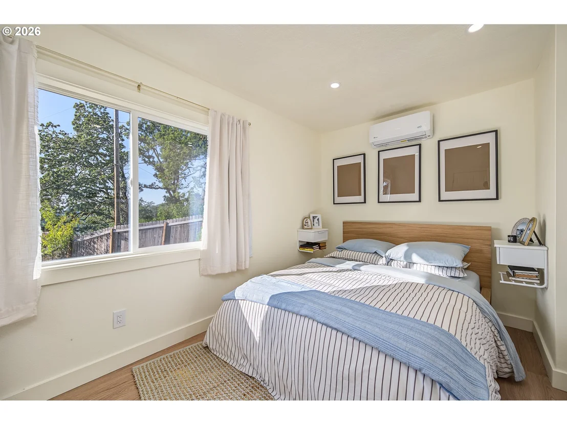 Photo of 452 S 4TH ST