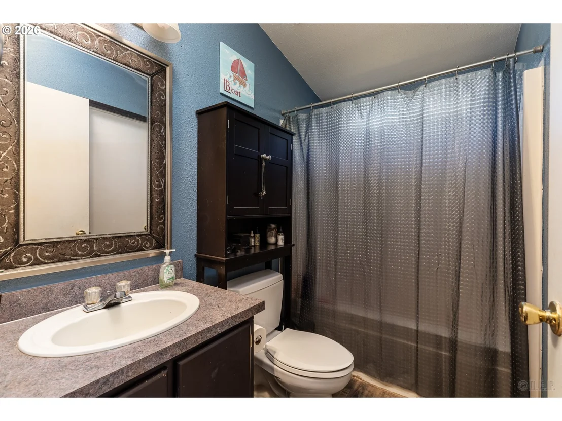 Photo of 76654 HEATH RD