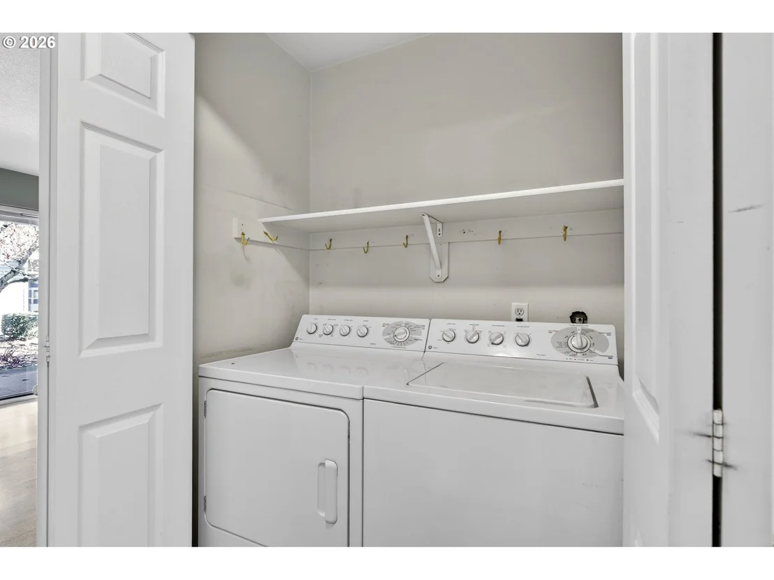 Photo of Unit 162 at 4606 W POWELL BLVD