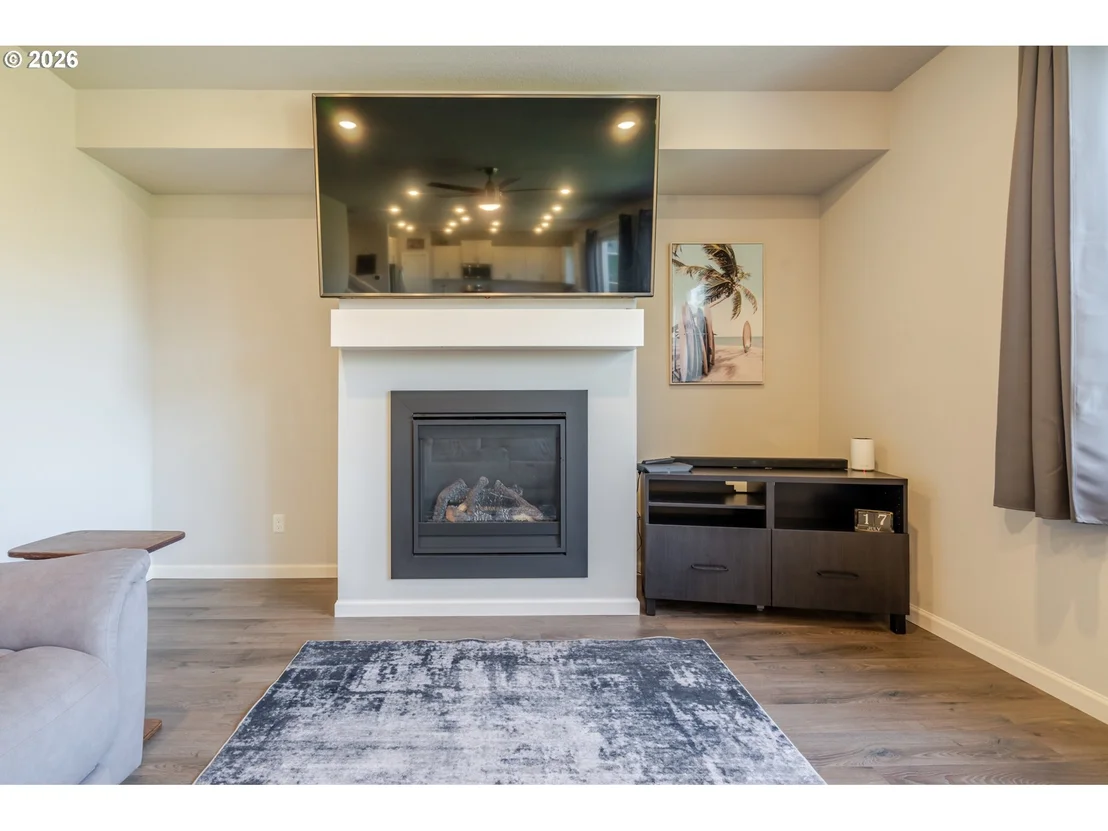 Photo of 235 WALNUT ST