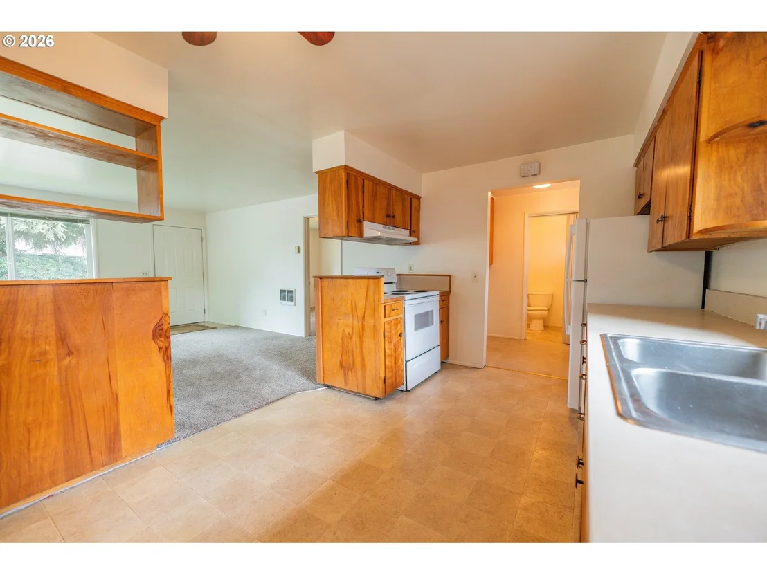Photo of 229 HOLEMAN AVE