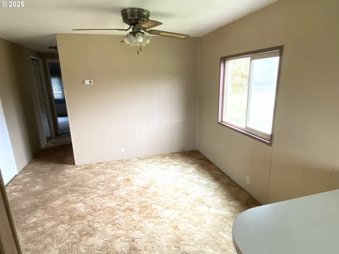 Photo of 92020 MAPLE LN