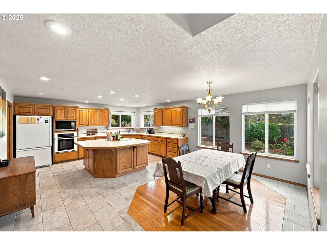 Photo of 2060 Timberline DR
