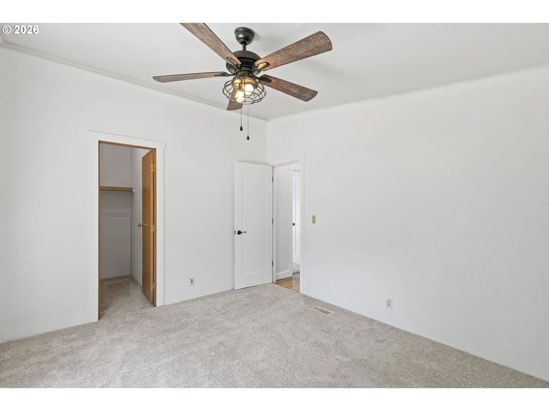 Photo of 235 DEARING WAY
