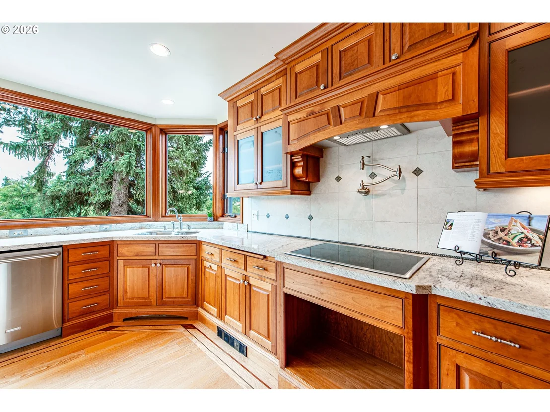 Photo of 441 W D ST