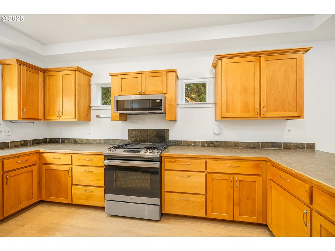 Photo of 159 CROCKER LN