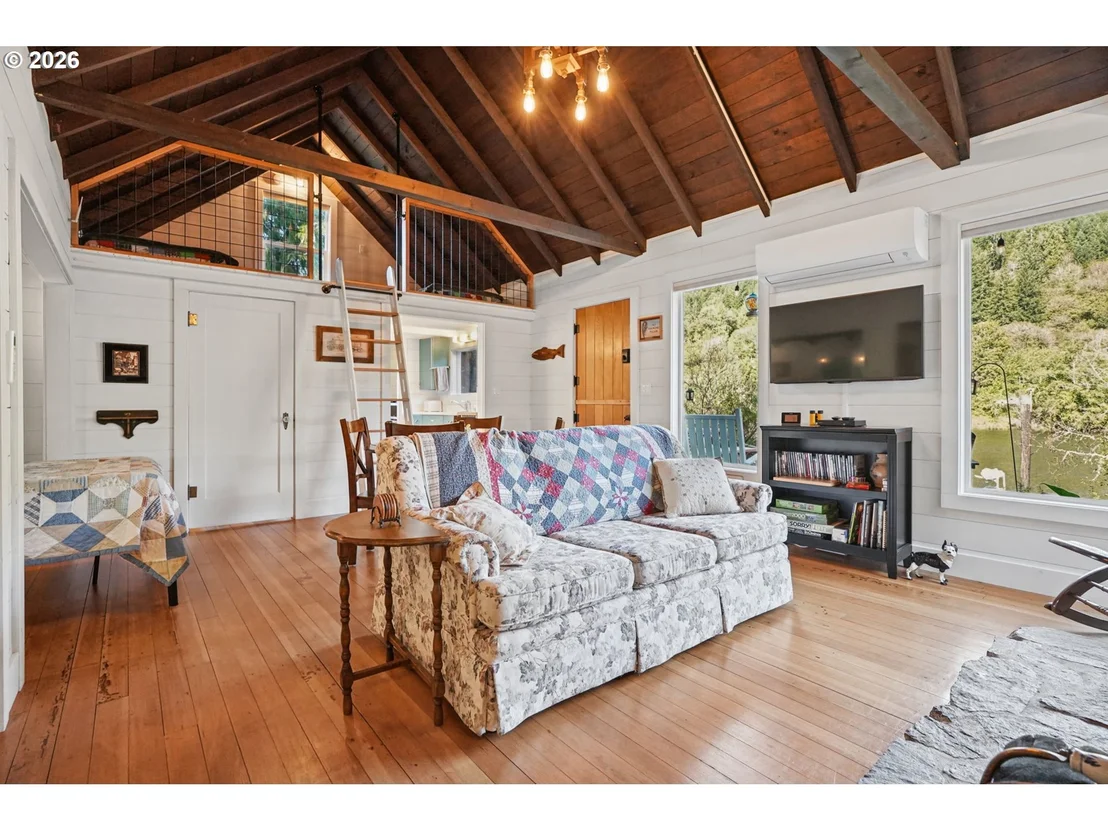 Photo of 9959 SWEET CREEK RD