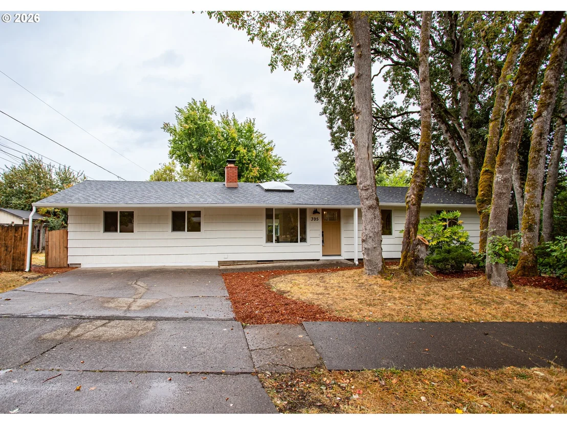 Photo of 395 E 46TH AVE