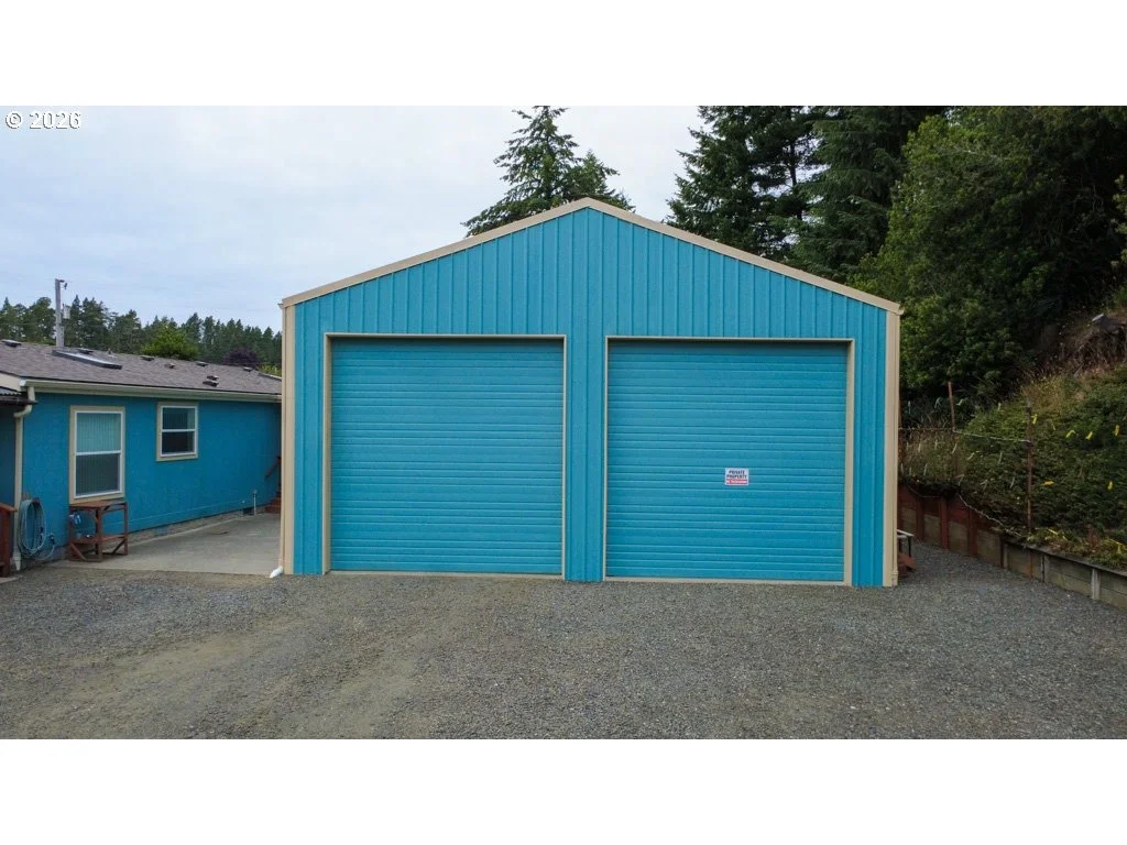 Photo of 600 TIARA ST