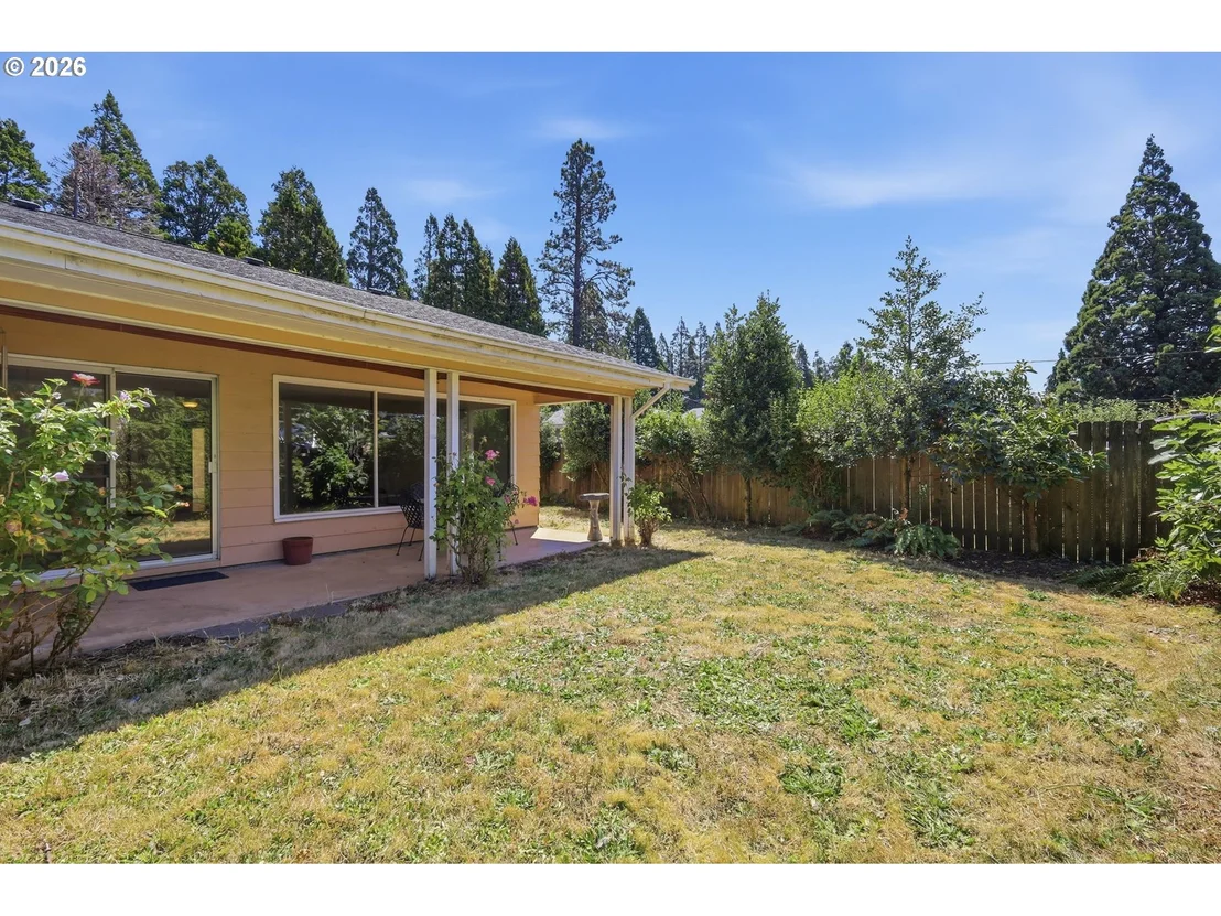 Photo of 1030 1ST PL