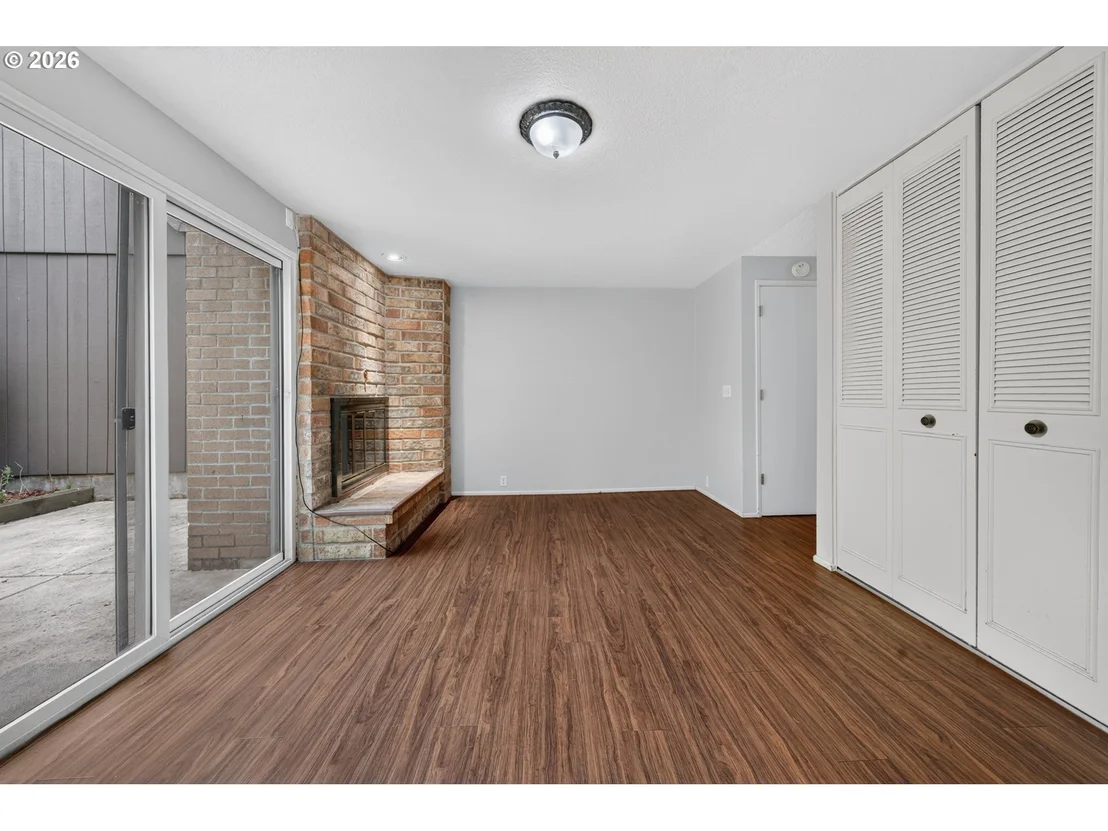 Photo of 20 BRAE BURN DR