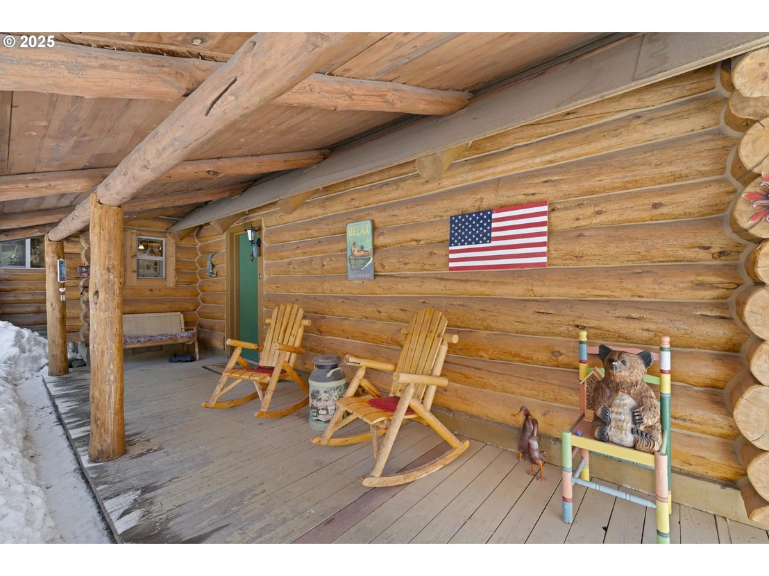 Photo of 140643 KAMLOOP LN