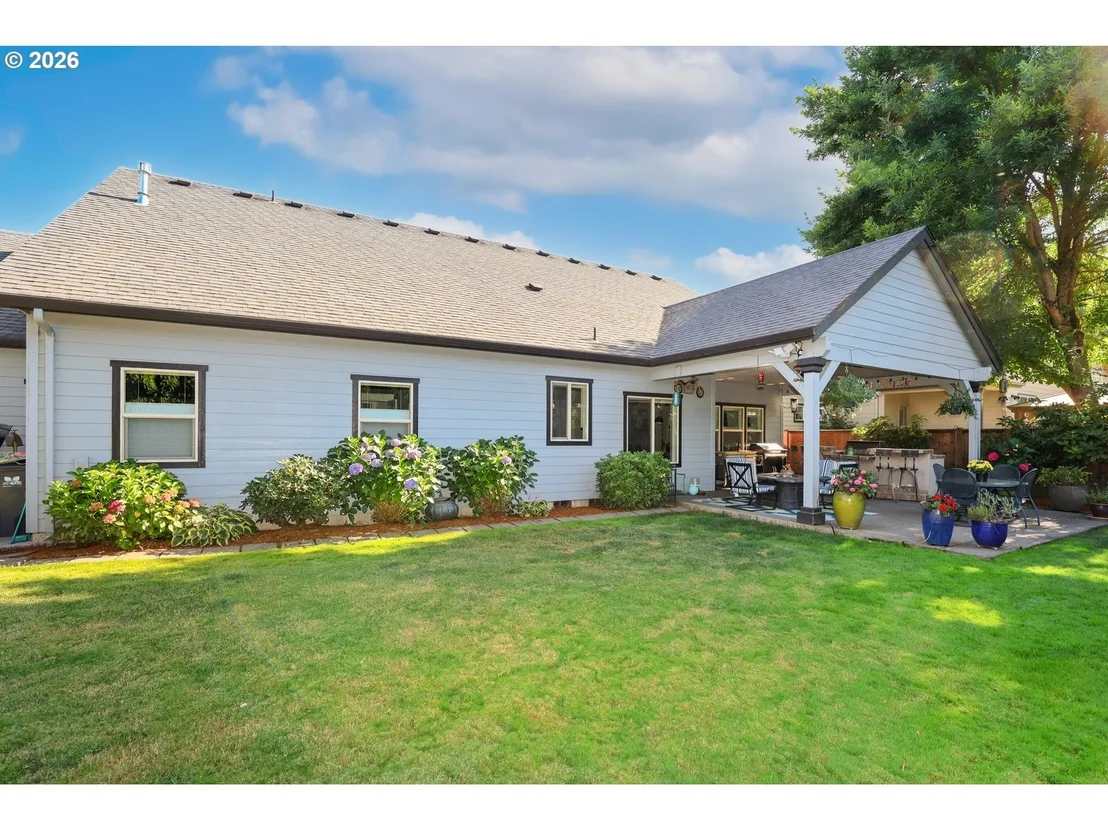 Photo of 347 LAZY AVE
