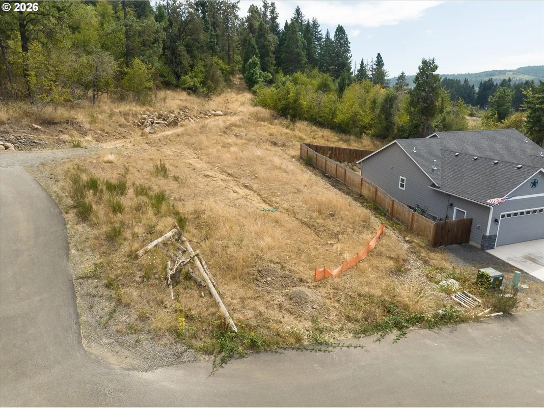 Photo of 731 BOULDER LOOP