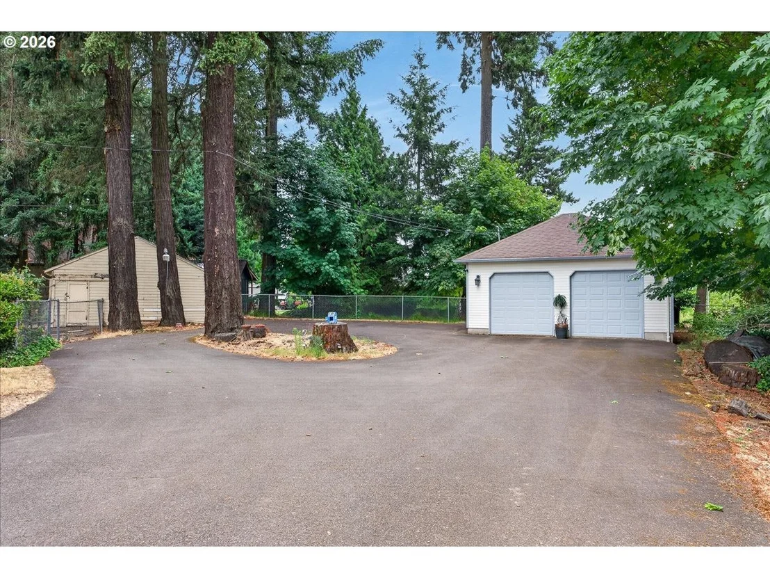 Photo of 935 SPRINGHILL DR