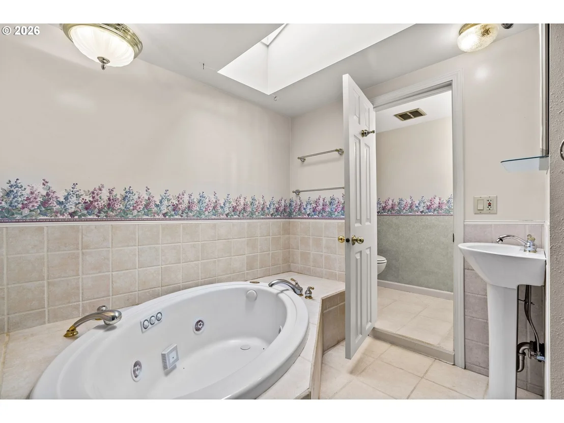 Photo of 40153 BOOTH KELLY RD