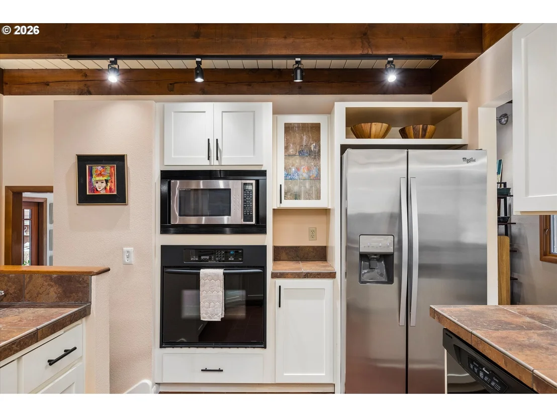 Photo of 2310 DOUGLAS DR