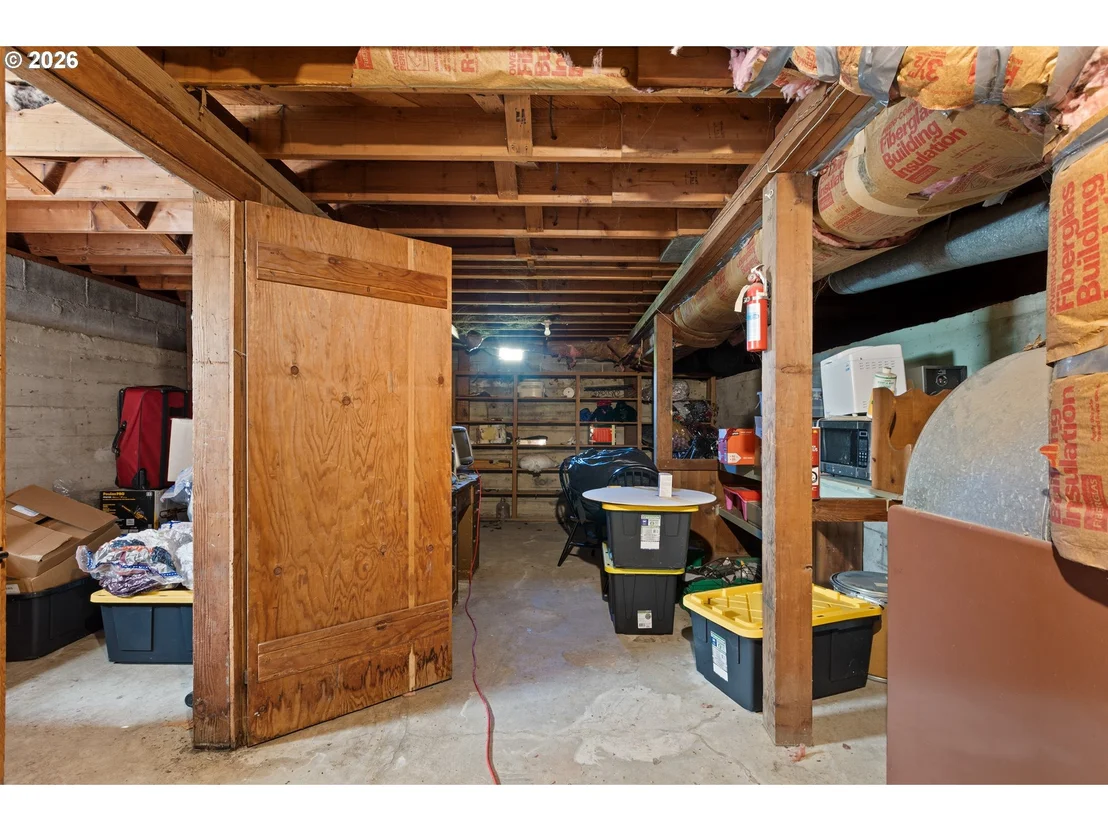Photo of 311 SE GRAPE AVE