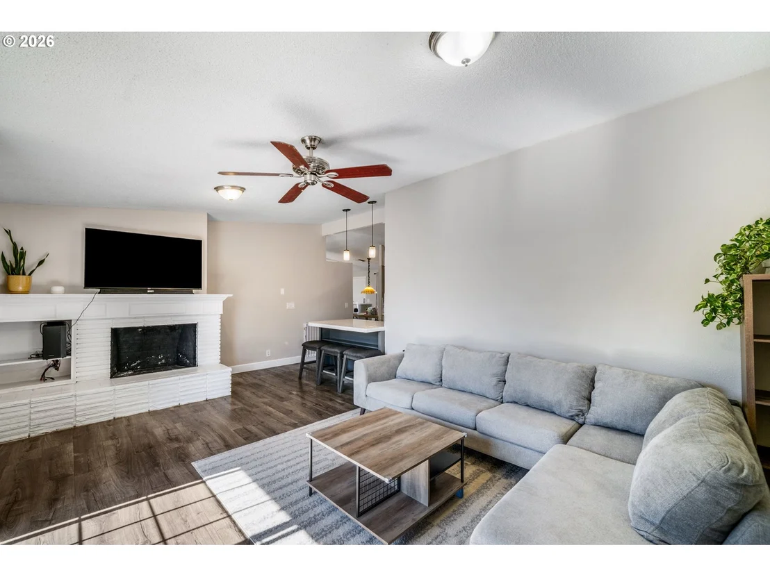 Photo of 276 KNIGHT AVE