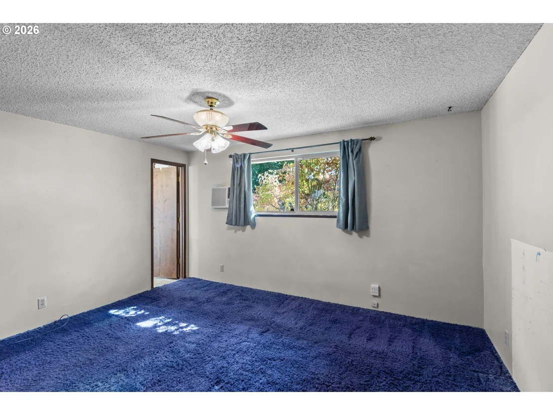 Photo of 475 PINEDALE AVE