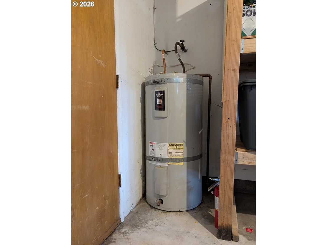 Photo of 76501 PORTAL DR