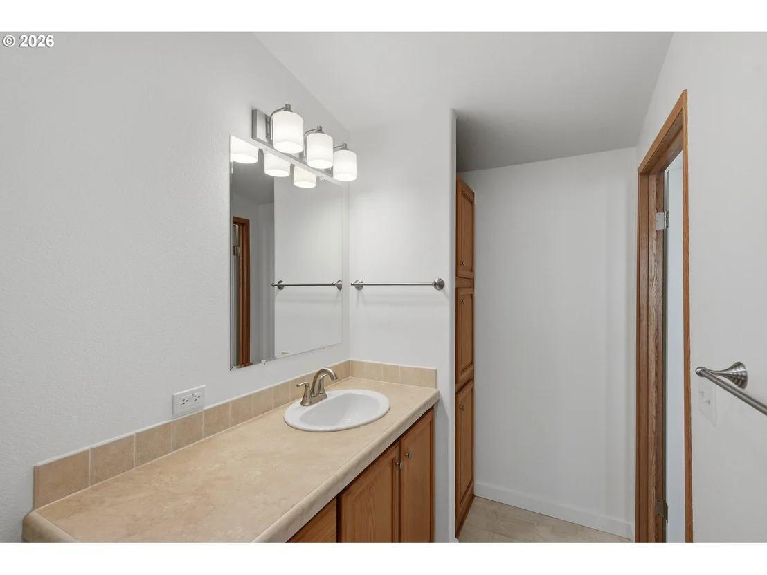 Photo of 1240 EMBARCADERO CIR