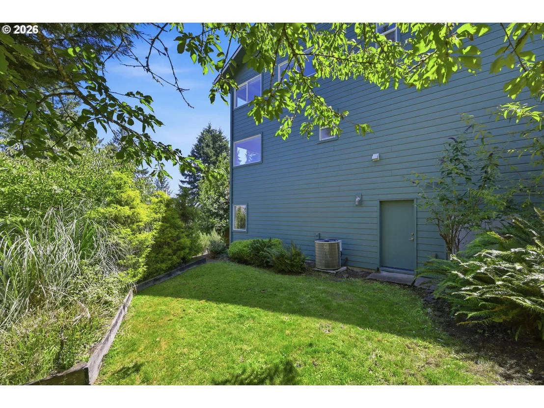 Photo of 3335 BENTLEY AVE