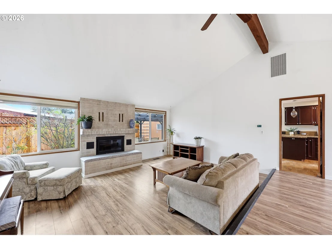 Photo of 460 TIMOTHY ST
