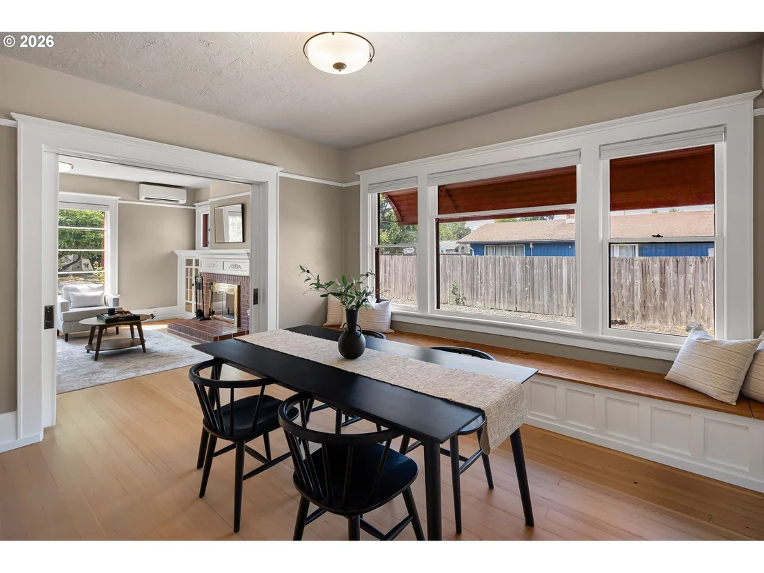 Photo of 199 SANTA CLARA AVE