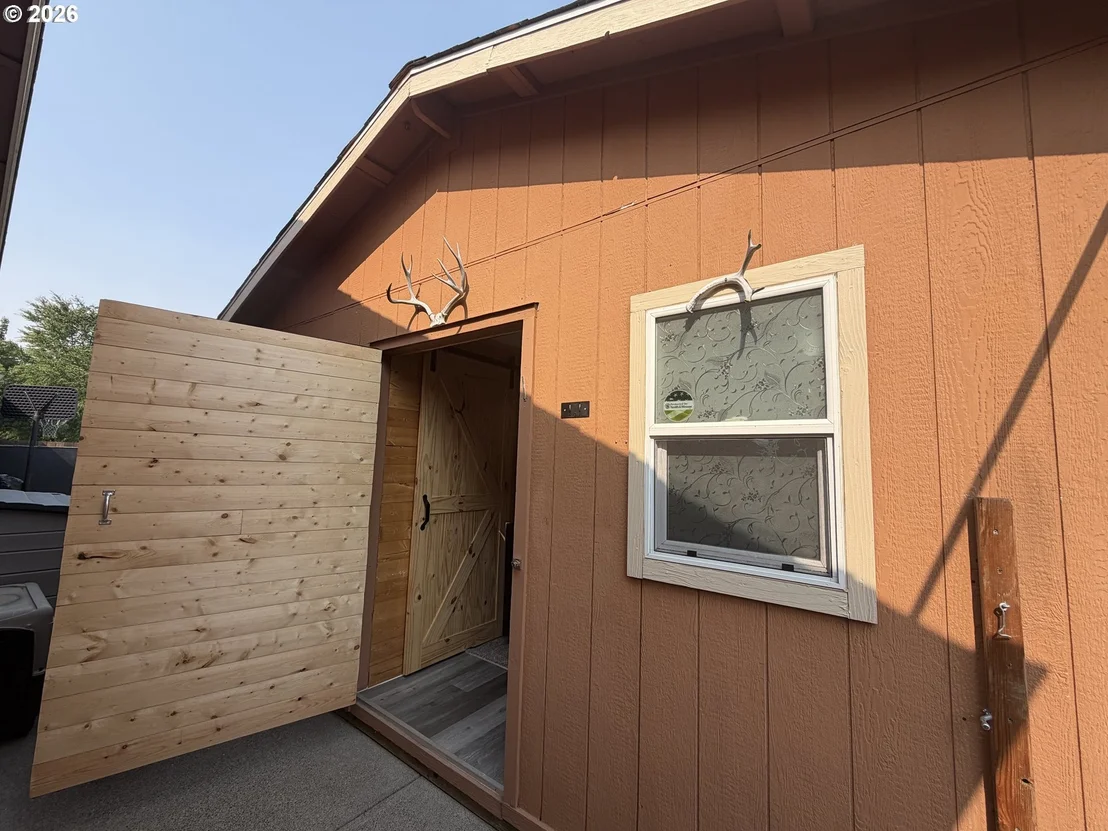 Photo of 5976 FIRESTONE DR