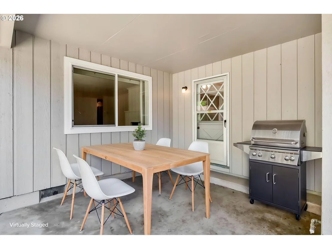 Photo of 681 HATTON AVE