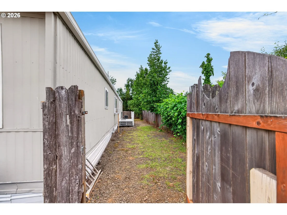 Photo of 25182 ALPINE RD