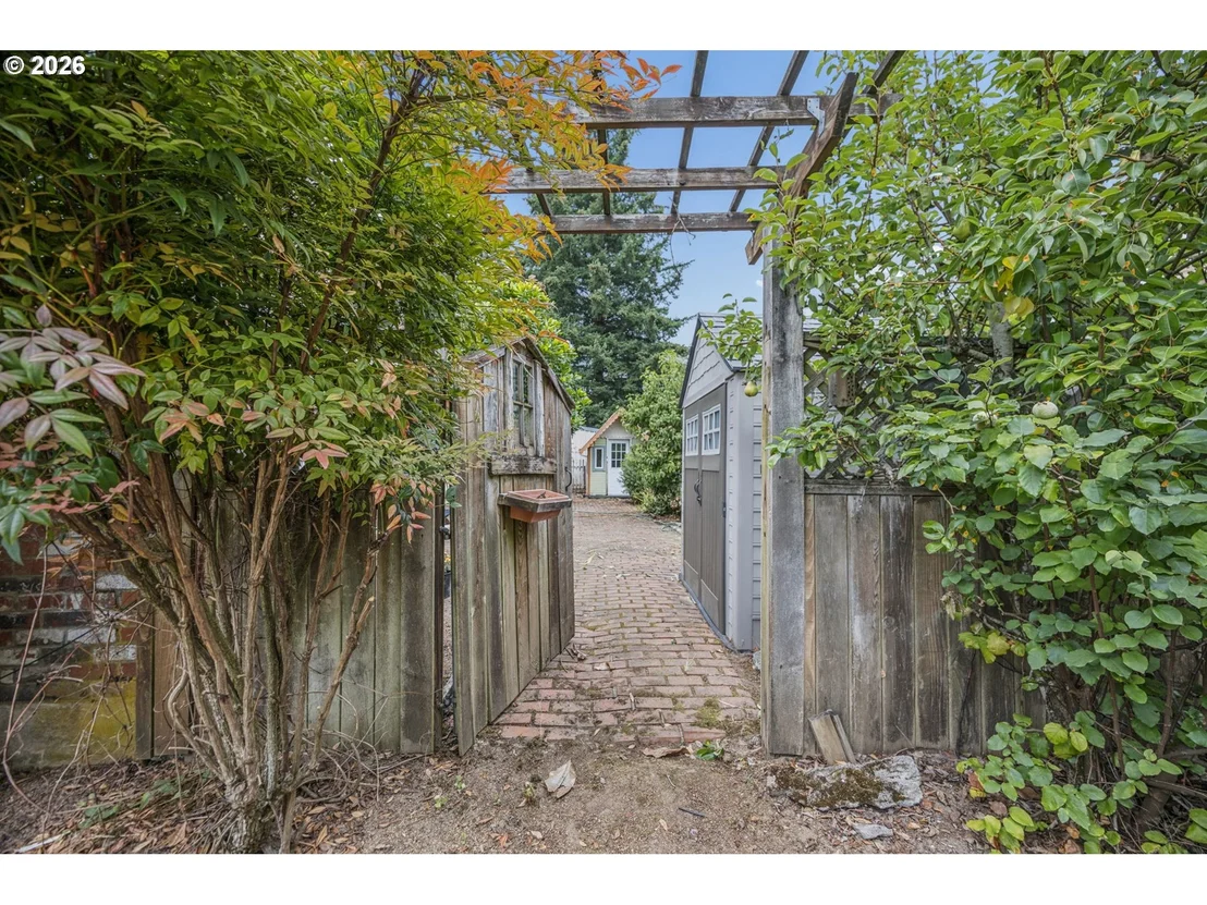 Photo of 5127 SE WELCH RD
