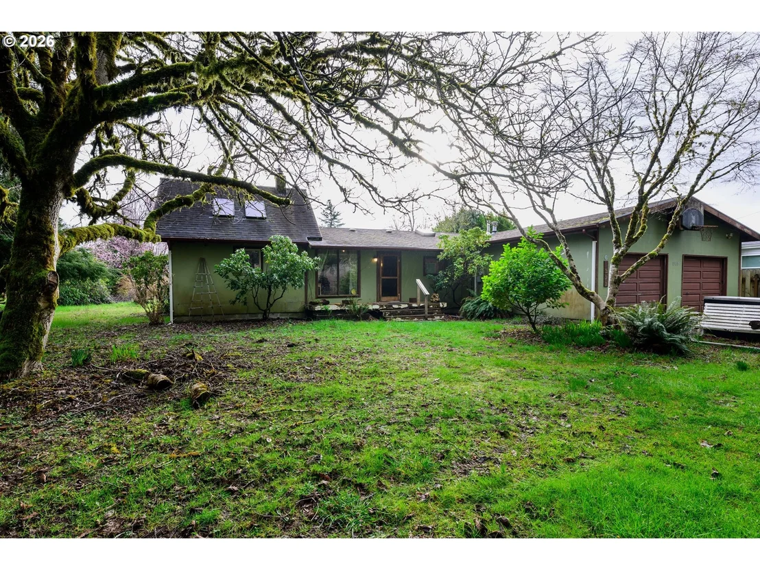 Photo of 1377 MOONSHINE PARK RD