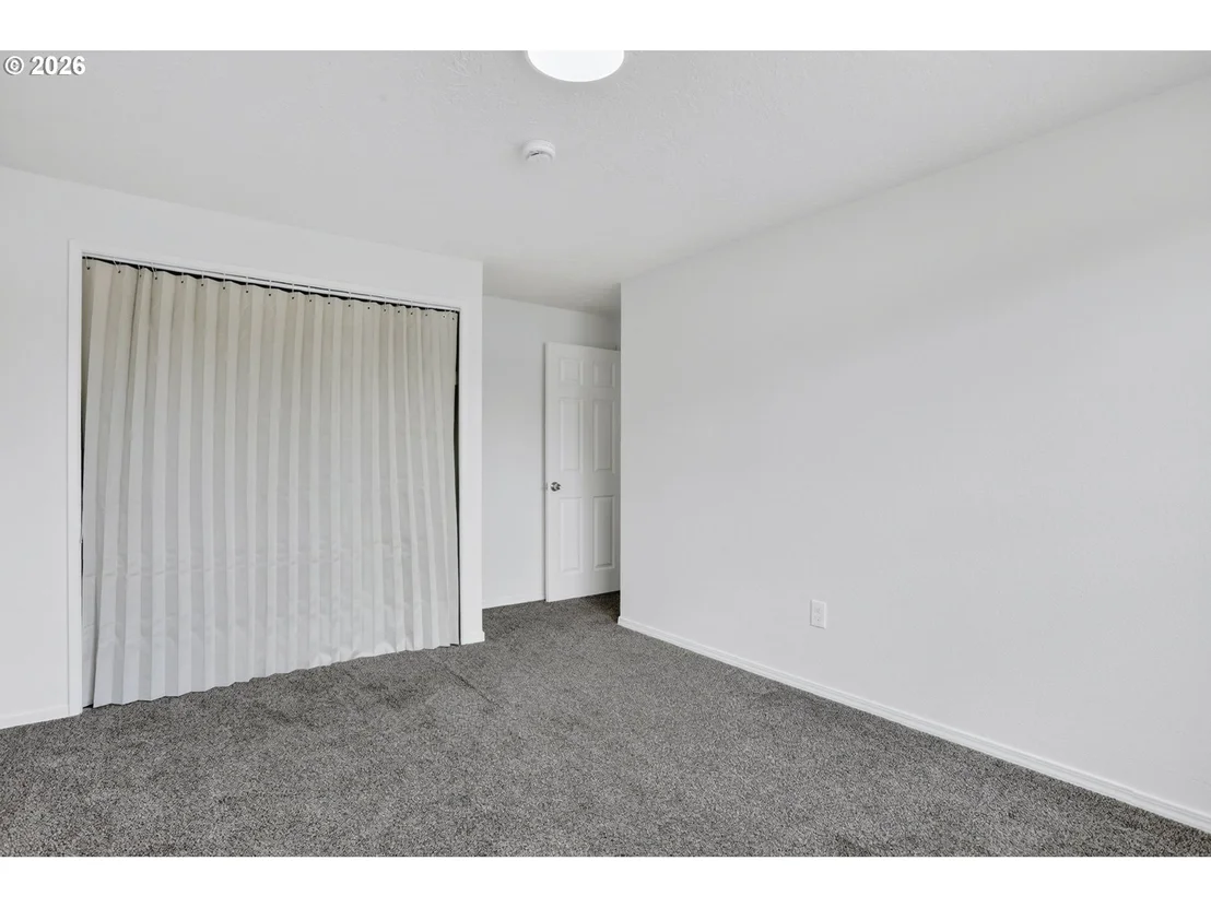 Photo of 1207 SE 217TH AVE