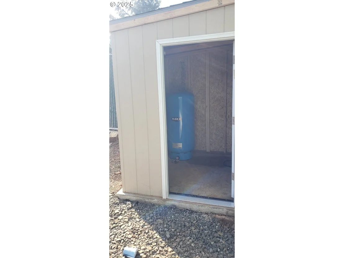 Photo of 24450 S HIGHWAY 213
