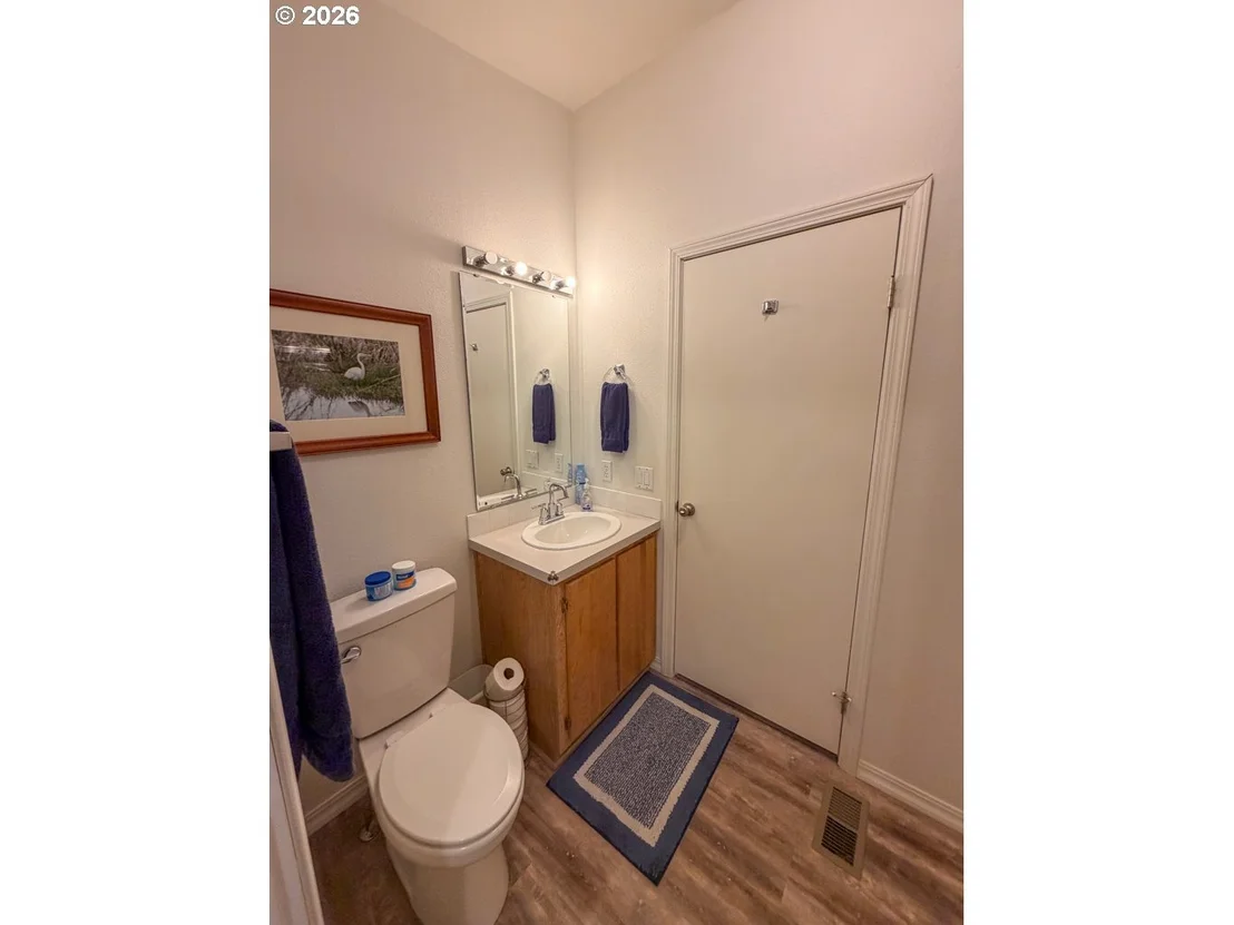 Photo of 600 TIARA ST
