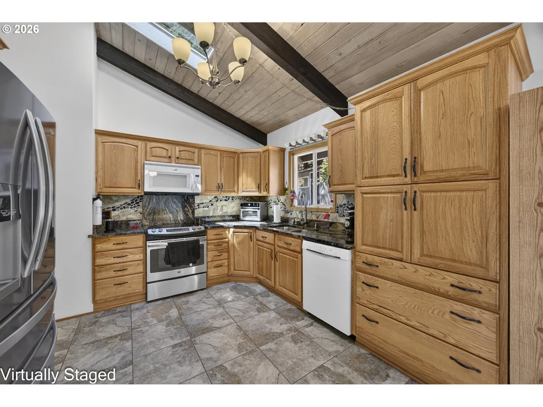 Photo of 5665 PENINSULA RD