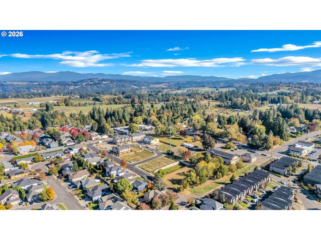 Photo of 1558 SE JASMINE WAY