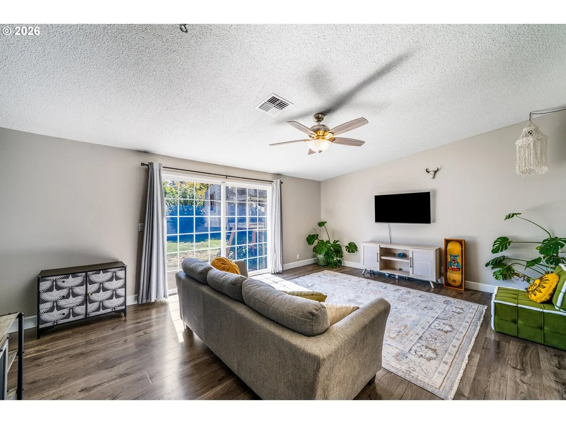 Photo of 276 KNIGHT AVE