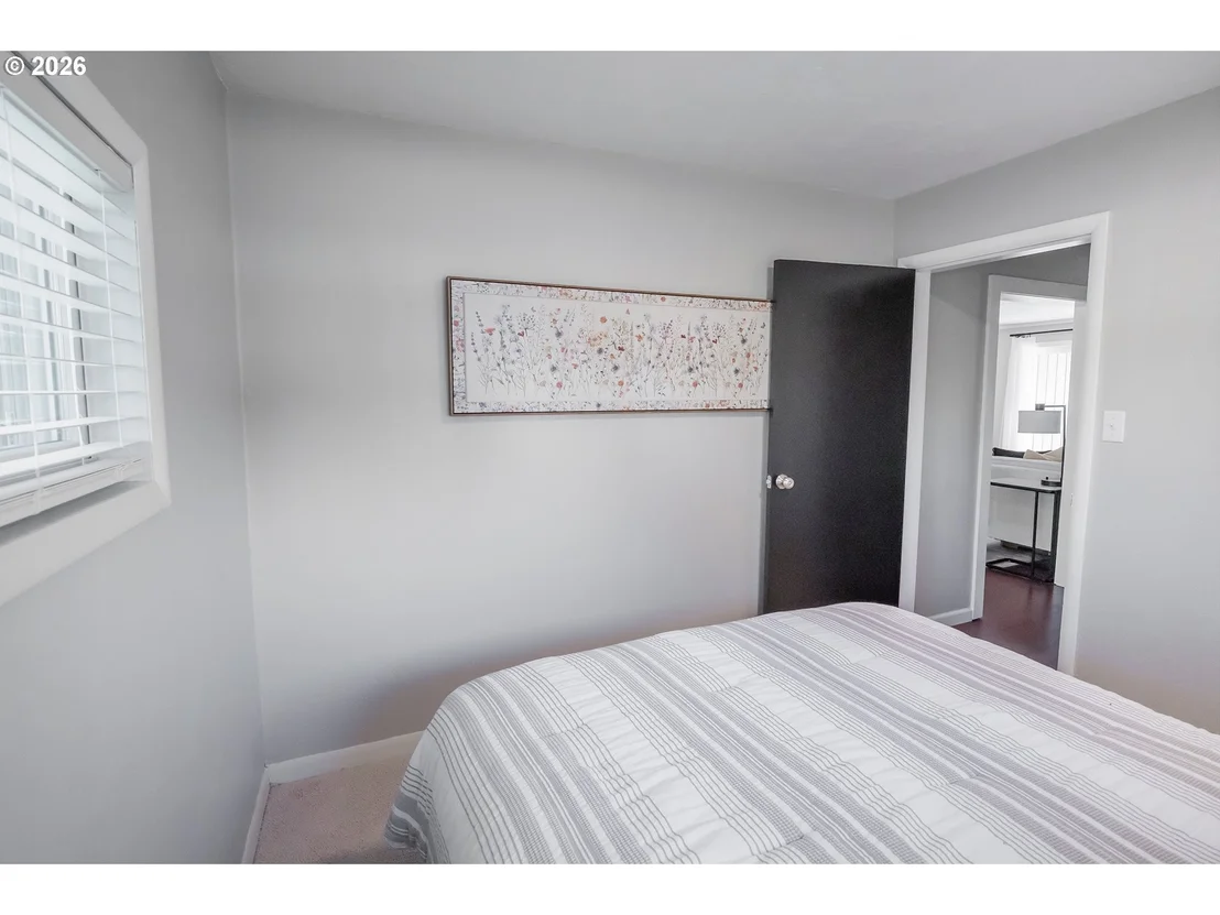Photo of 1400 W 40TH AVE